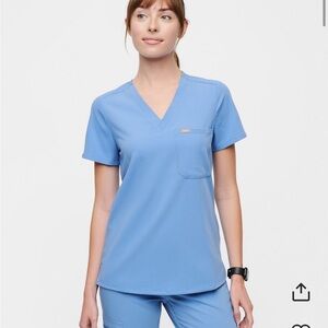 Scrub top
